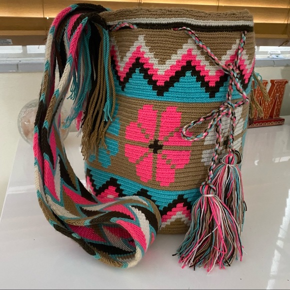 Colombian Wayuu Mochila Boho Cross body Bag - Picture 6 of 8